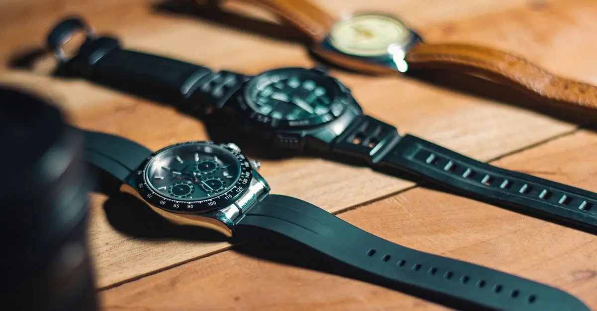 Montre connectée vs montre mécanique : le duel